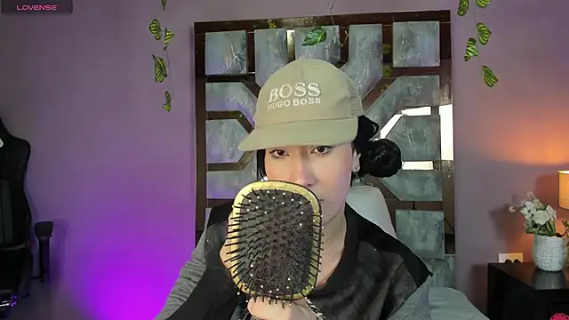 Electra Gosselin online show from June 8, 1:50 am