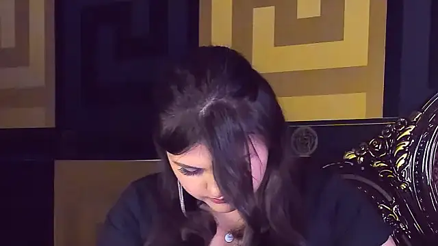 UR BELLA online show from October 10, 3:55 pm