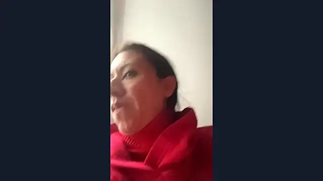 Snapshot of Biancamirage3 chatting on December 5, 8:05 pm Biancamirage3 online show from December 5, 8:05 pm