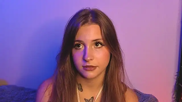 LoveSeekins online show from October 18, 7:36 pm