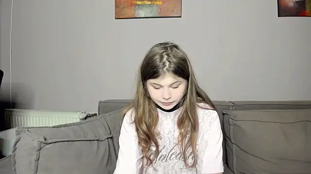 Lilly Jess online show from November 23, 7:24 pm