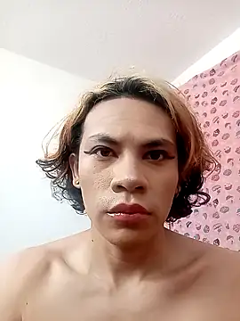 Snapshot of kittymutant99 chatting on October 27, 6:23 pm kittymutant99 online show from October 27, 6:23 pm