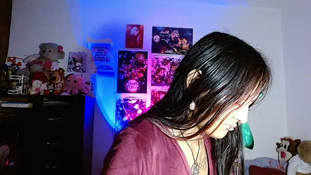 carolinerue online show from October 14, 5:52 am