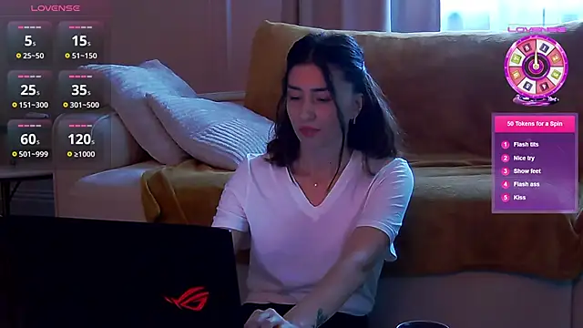 Snapshot of MissScarlettXO chatting on September 18, 5:31 am MissScarlettXO online show from September 18, 5:31 am