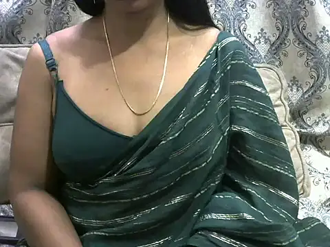 Snapshot of MISS_SOMIYA chatting on November 7, 6:19 pm MISS SOMIYA online show from November 7, 6:19 pm