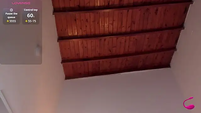 nicolehenna online show from October 8, 1:36 am