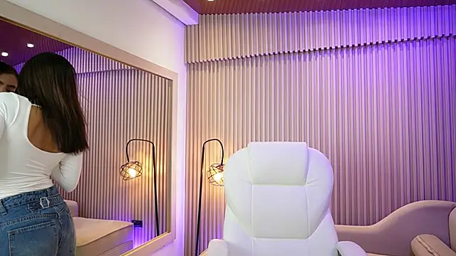 sarabelmont online show from September 12, 11:54 am