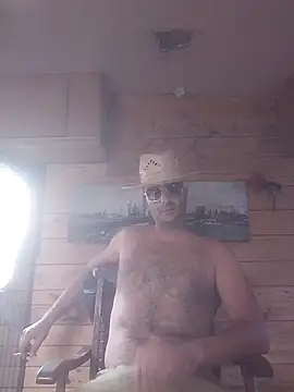 Snapshot of Vikingo1985 chatting on September 13, 5:02 pm Vikingo1985 online show from September 13, 5:02 pm