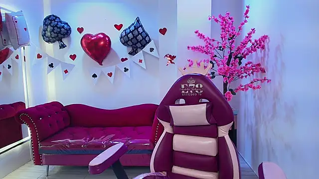 Black roseee online show from February 19, 3:35 am