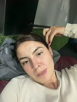 Dakota Evanns online show from June 5, 1:23 am