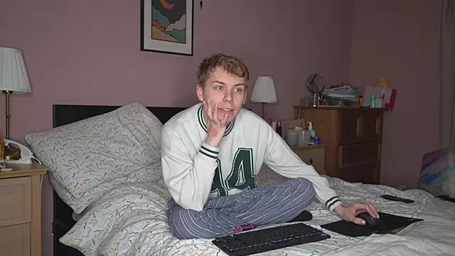 scottishtwink01 online show from November 8, 5:23 pm