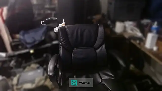 Snapshot of PeterHanglin chatting on March 23, 10:08 am PeterHanglin online show from March 23, 10:08 am