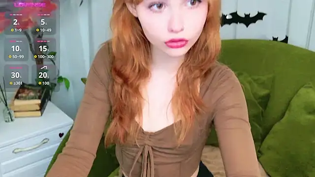 AlisHanson online show from October 24, 3:19 pm