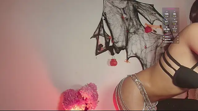 Snapshot of Missandy_ chatting on October 18, 8:31 pm Missandy  online show from October 18, 8:31 pm