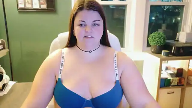 PlayWithBrittany online show from November 22, 10:09 pm