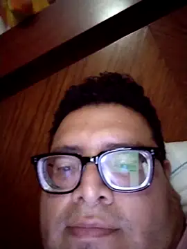 Santiagoqro85 online show from September 26, 5:44 am