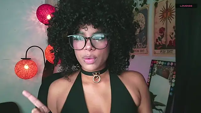 Raven luv online show from September 14, 9:25 pm