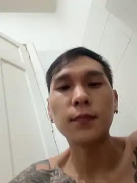 samuelcher online show from October 18, 2:47 am