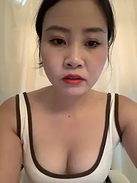 wly2028 online show from October 4, 4:54 am