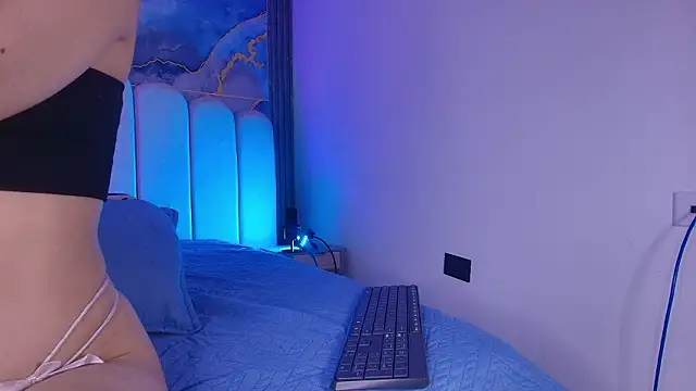 abbyrouss  online show from February 26, 3:05 am