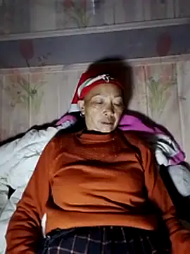 -Xuka-200 online show from November 6, 11:15 pm