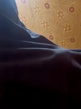 Snapshot of pus_ylover chatting on March 6, 8:44 am pus ylover online show from March 6, 8:44 am