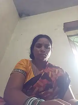 Snapshot of Notyriya7 chatting on July 10, 11:35 am Notyriya7 online show from July 10, 11:35 am