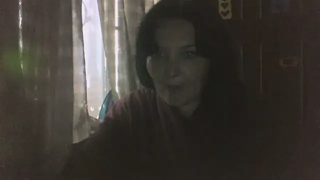 Snapshot of Breezy_88 chatting on October 9, 10:13 am Breezy 88 online show from October 9, 10:13 am