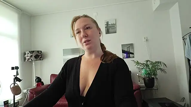 MazySunny online show from June 17, 7:00 am