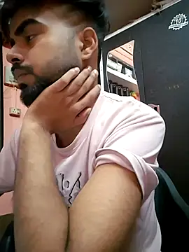 Snapshot of soniriyaa010101 chatting on April 4, 9:34 pm soniriyaa010101 online show from April 4, 9:34 pm