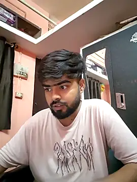 Snapshot of soniriyaa010101 chatting on May 31, 6:42 pm soniriyaa010101 online show from May 31, 6:42 pm