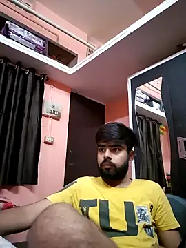 Snapshot of soniriyaa010101 chatting on June 14, 9:00 am soniriyaa010101 online show from June 14, 9:00 am
