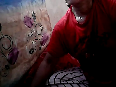 yoursPinayMama1682 online show from September 25, 1:42 am