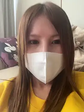 Snapshot of -Hikari-00- chatting on December 1, 4:28 am -Hikari-00- online show from December 1, 4:28 am