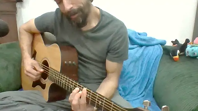 Snapshot of Stringin69 chatting on April 13, 9:04 am Stringin69 online show from April 13, 9:04 am