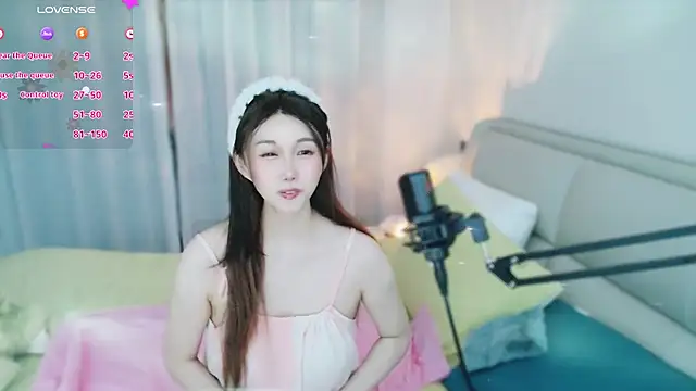 lingbao520 online show from September 13, 11:43 am