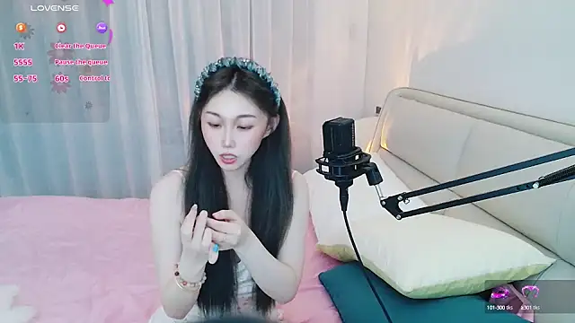 lingbao520 online show from September 19, 11:33 am