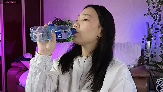Yoon Mi online show from September 17, 10:17 am