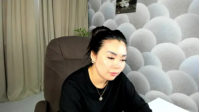 Elabora Lim online show from September 16, 11:00 am