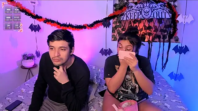 kylietimothee online show from October 14, 6:47 am