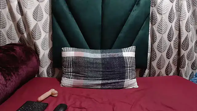 Didienana online show from February 2, 8:07 pm