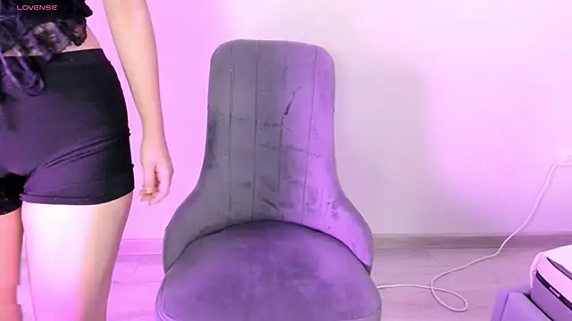 yanyaan online show from October 3, 3:47 am