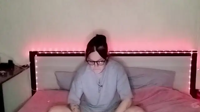 KittyJenny online show from September 19, 3:02 pm