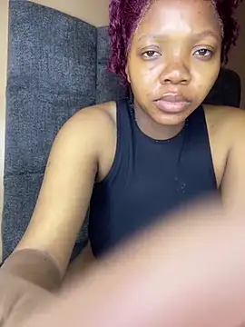 MilfBoobsxx online show from June 9, 5:30 am