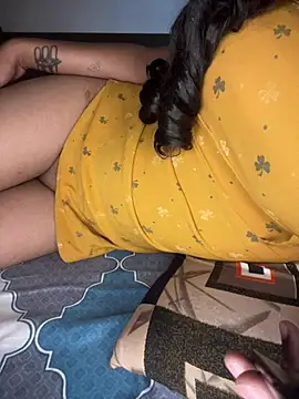 pranjal00000 online show from April 24, 1:02 pm