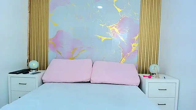 AlishaDixon online show from September 21, 12:29 pm