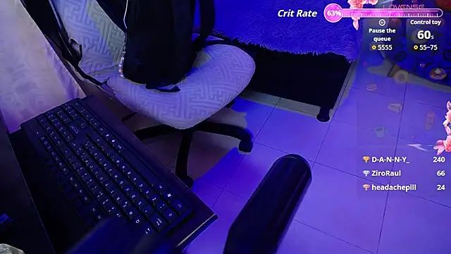 Snapshot of chloe_tgn chatting on October 18, 6:41 pm chloe tgn online show from October 18, 6:41 pm