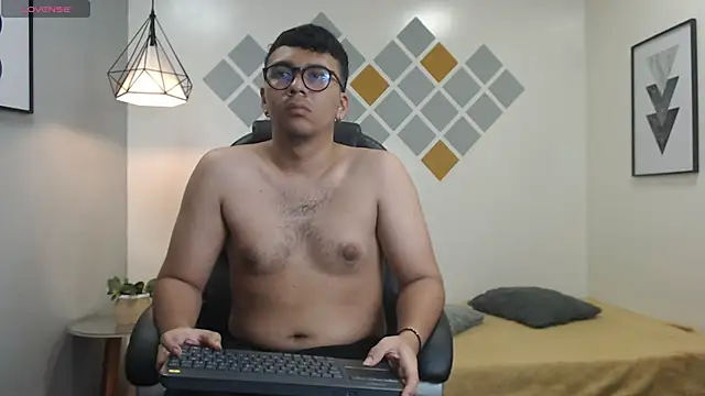 titanxero online show from September 25, 11:36 am