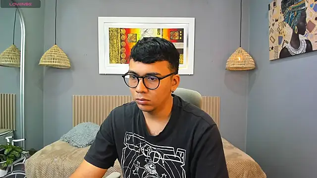 titanxero online show from September 29, 12:43 pm