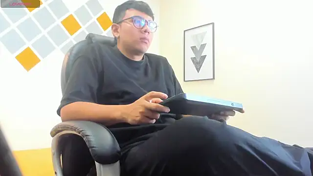 titanxero online show from October 10, 11:31 am